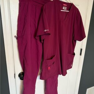 Carhartt Force Modern Fit Scrub Set